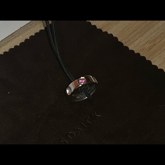 Vintage Louis Vuitton 18k white gold ring - Picture 1 of 4